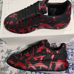 Alexander McQueen Men’s Black Sneakers with Red Abstract Print